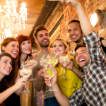 5 Ways to Advertise a Happy Hour at Your Bar